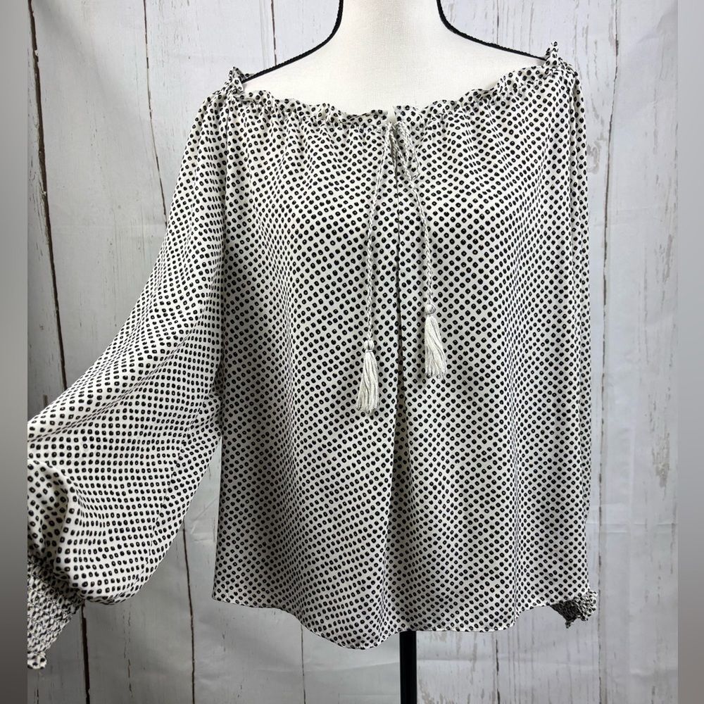 Max Studio Blouse Tie Neck Long Sleeve Ruched Cuff Geometric Polka Dot Boat Neck
